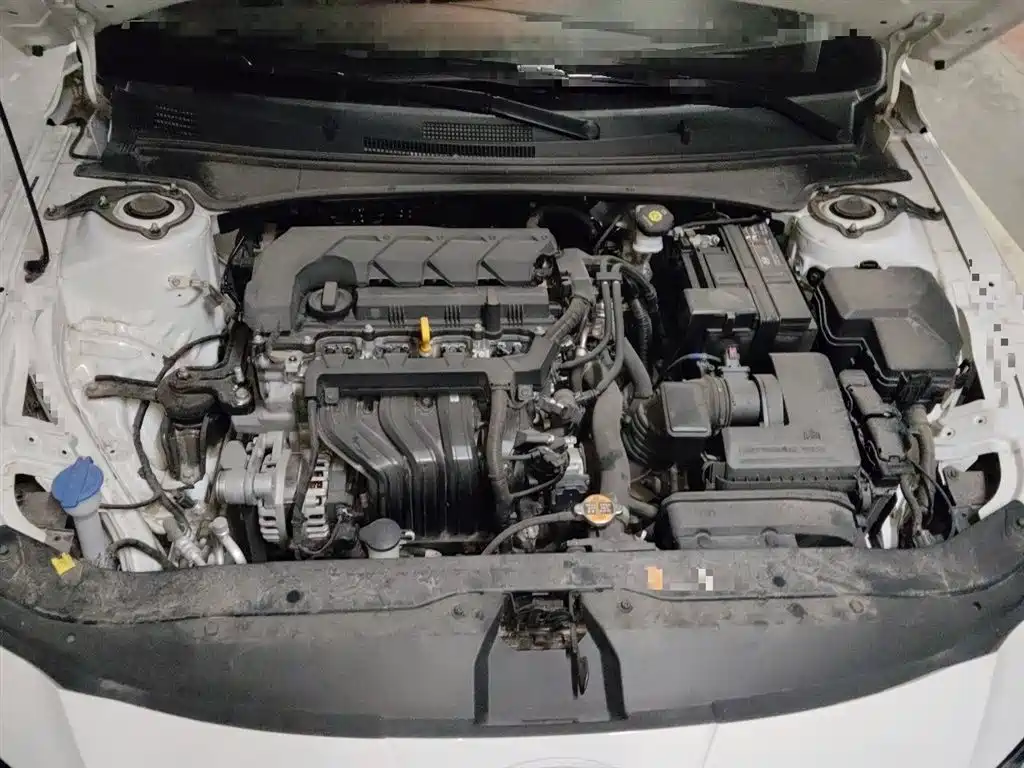 Hyundai Elantra 2023 1.5L CVT GLX Elite Edition фото 11