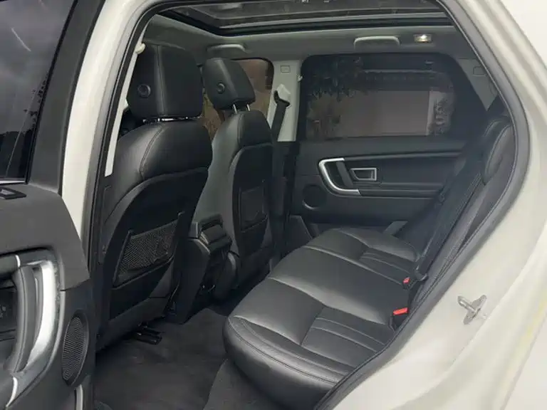 Фото 21 - Land Rover Discovery Sport