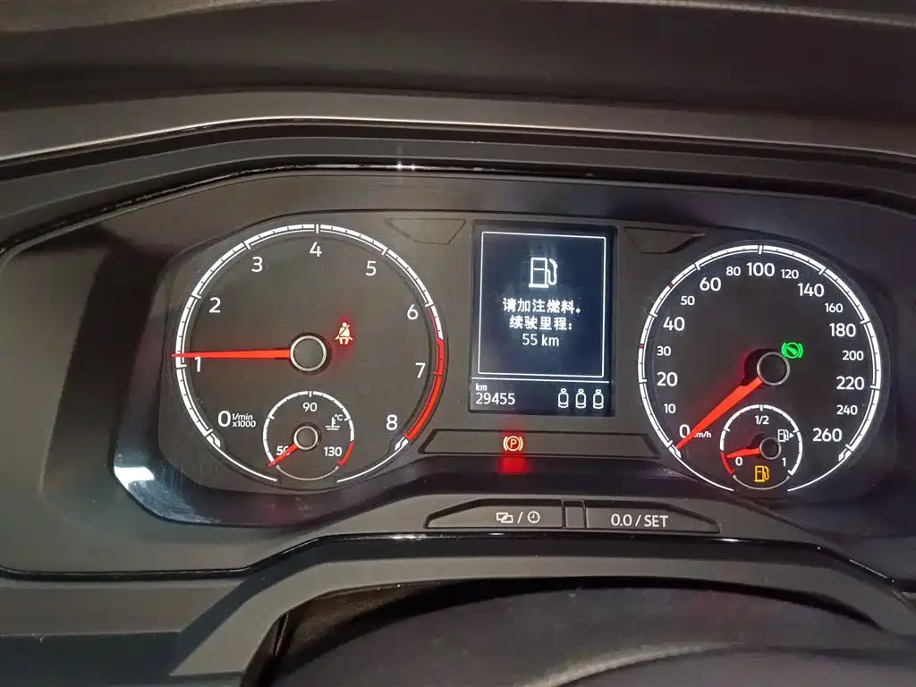 VOLKSWAGEN POLO