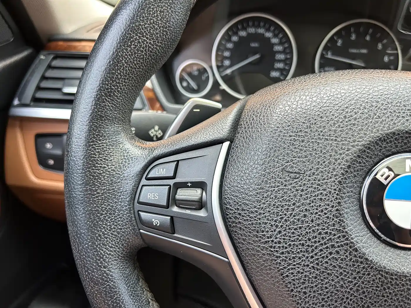 BMW 3 Series 2015 328Li Luxury Design Package фото 24