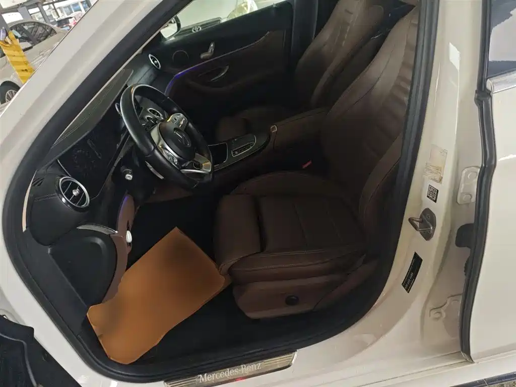 Mercedes-Benz E-Class 2019 E 200 L Sport фото 15