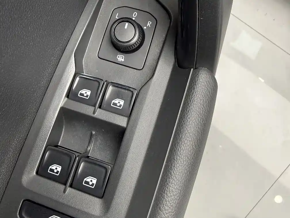 Volkswagen Tharu 2022 280TSI FWD Luxury Edition фото 6