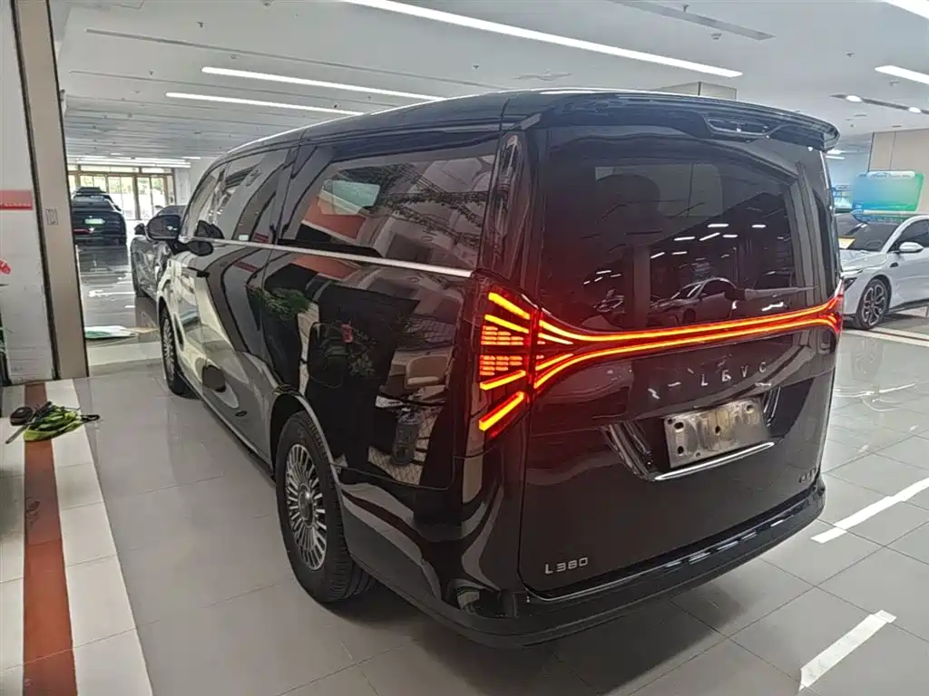 Geely Galaxy Yizhen L380 2025 Model 805km Flagship Edition AWD фото 22