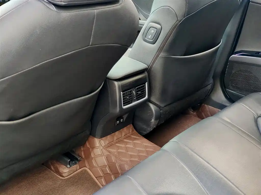 Toyota Camry 2021 2.5S Feng Shang Edition фото 9
