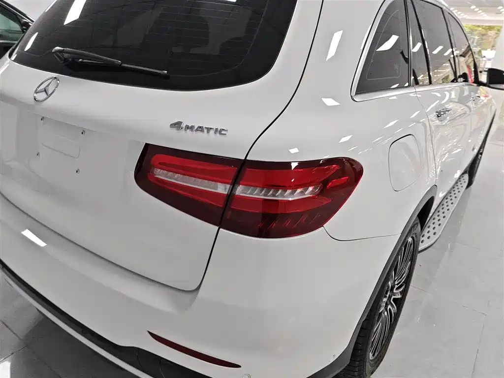 Mercedes-Benz GLC 2019 GLC 260 L 4MATIC Dynamic фото 24