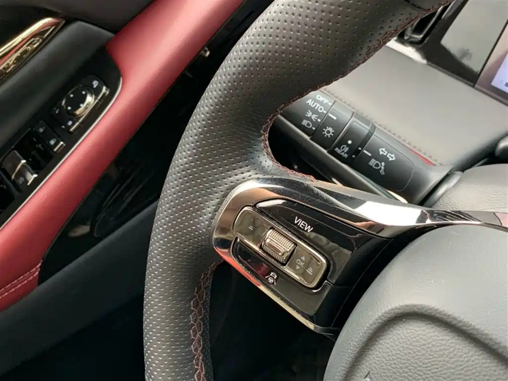 GAC Trumpchi Trumpchi M8 2023 Model Master Series 400T Ultimate Edition фото 21