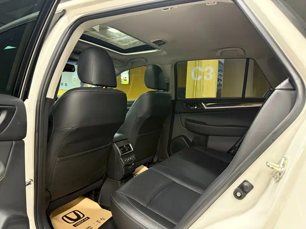 Subaru Outback 2021 2020 2.5i Luxury Navigation with EyeSight