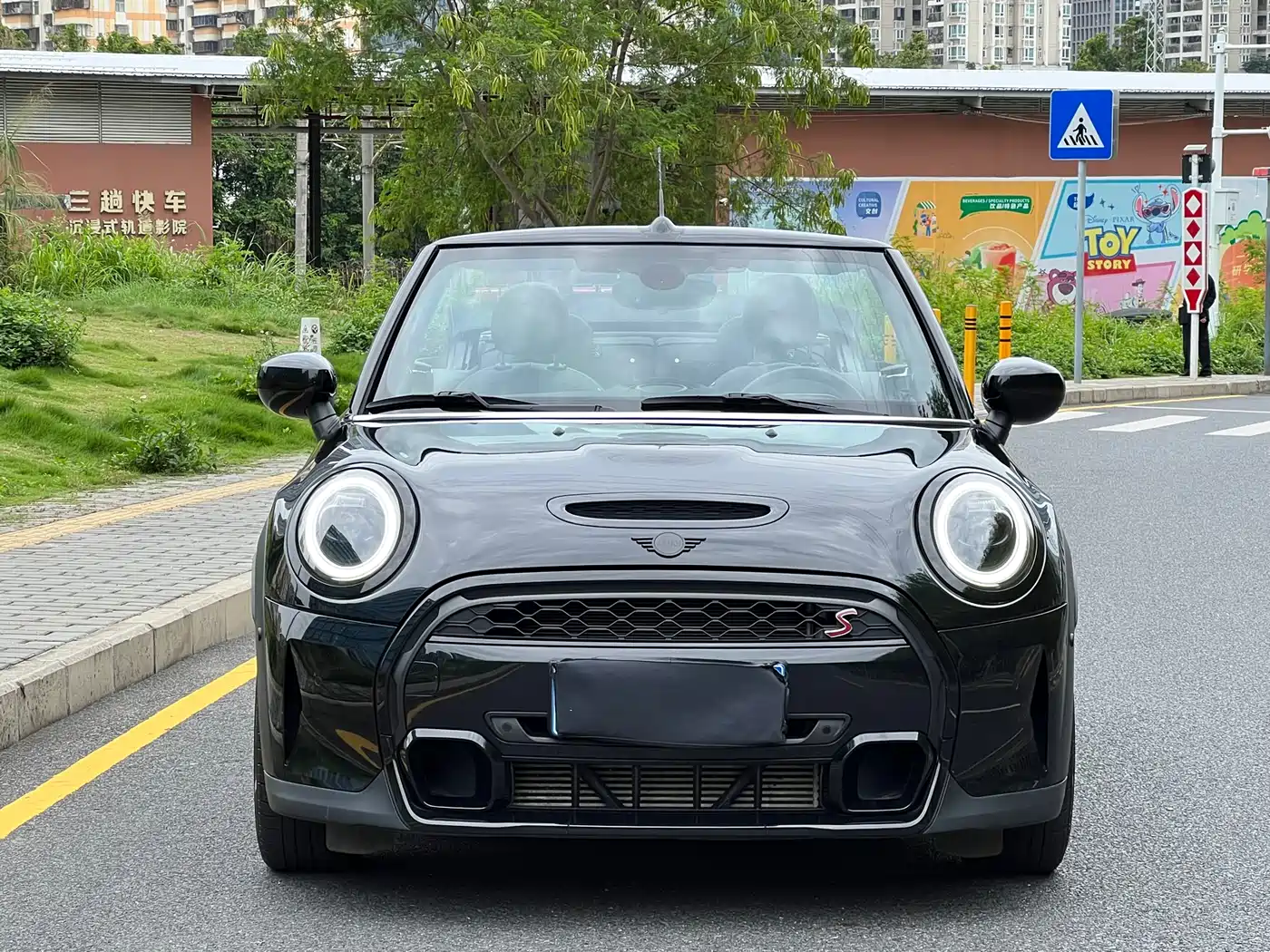 MINI 2023 Facelift 2.0T COOPER S CABRIO Artist фото 2