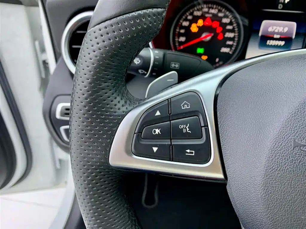 Mercedes-Benz C-Class 2017 Facelift C 200 Sport Edition фото 18