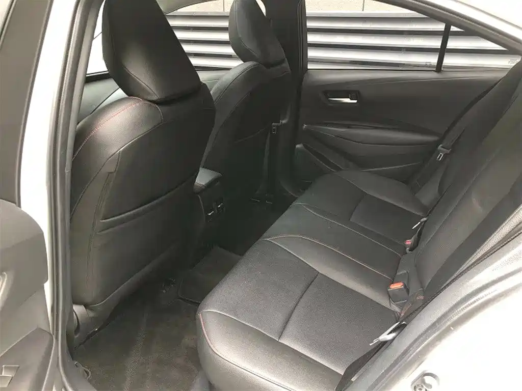 Toyota Levin 2023 Smart Hybrid 1.8L Luxury фото 9