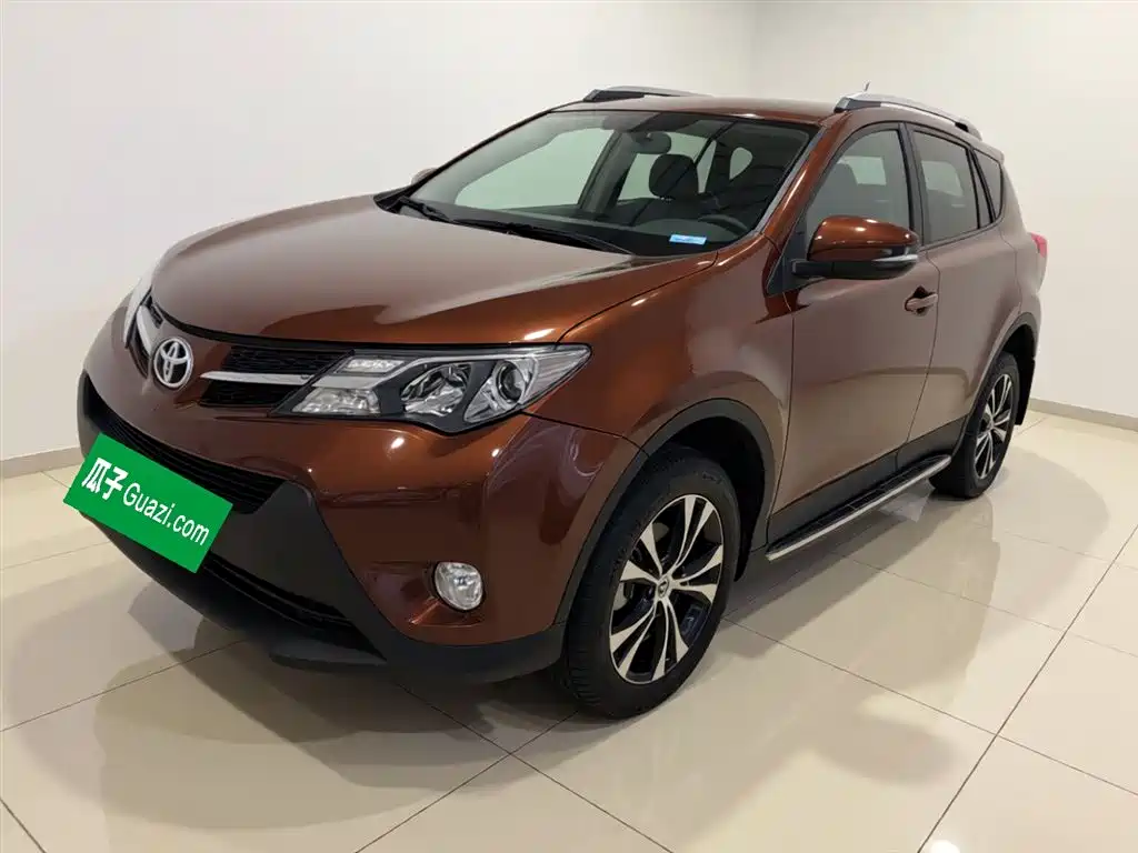 Toyota RAV4 Rongfang 2015 2.5L Automatic 4WD Elite Edition фото 2