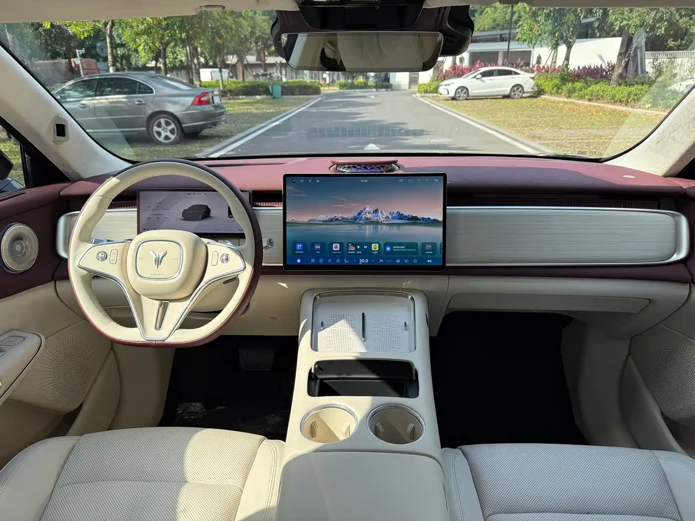 Voyah Auto Voyah Zhiyin 2025 Base фото 14
