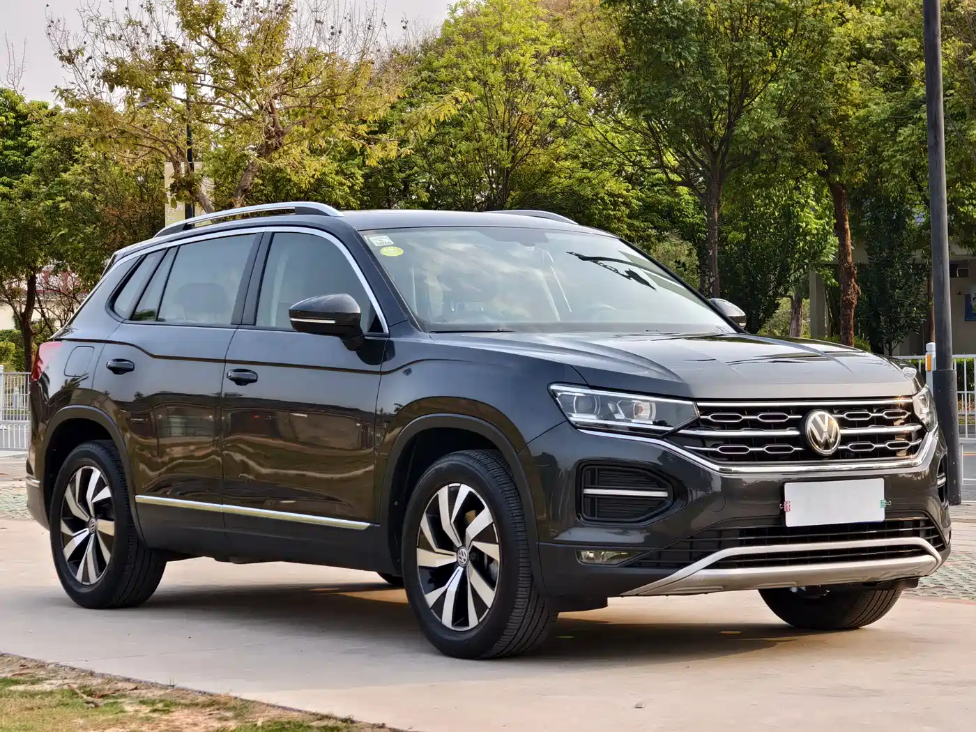 Volkswagen Tayron 2019 330TSI 2WD Luxury China V фото 3