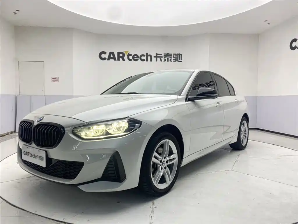 BMW 1-SERIES 2023