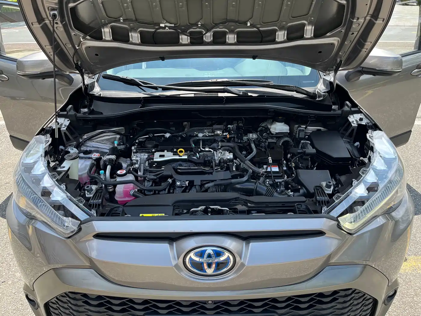 Toyota Frontlander 2023 2.0L Smart Hybrid Dual Engine Prestige Edition фото 23