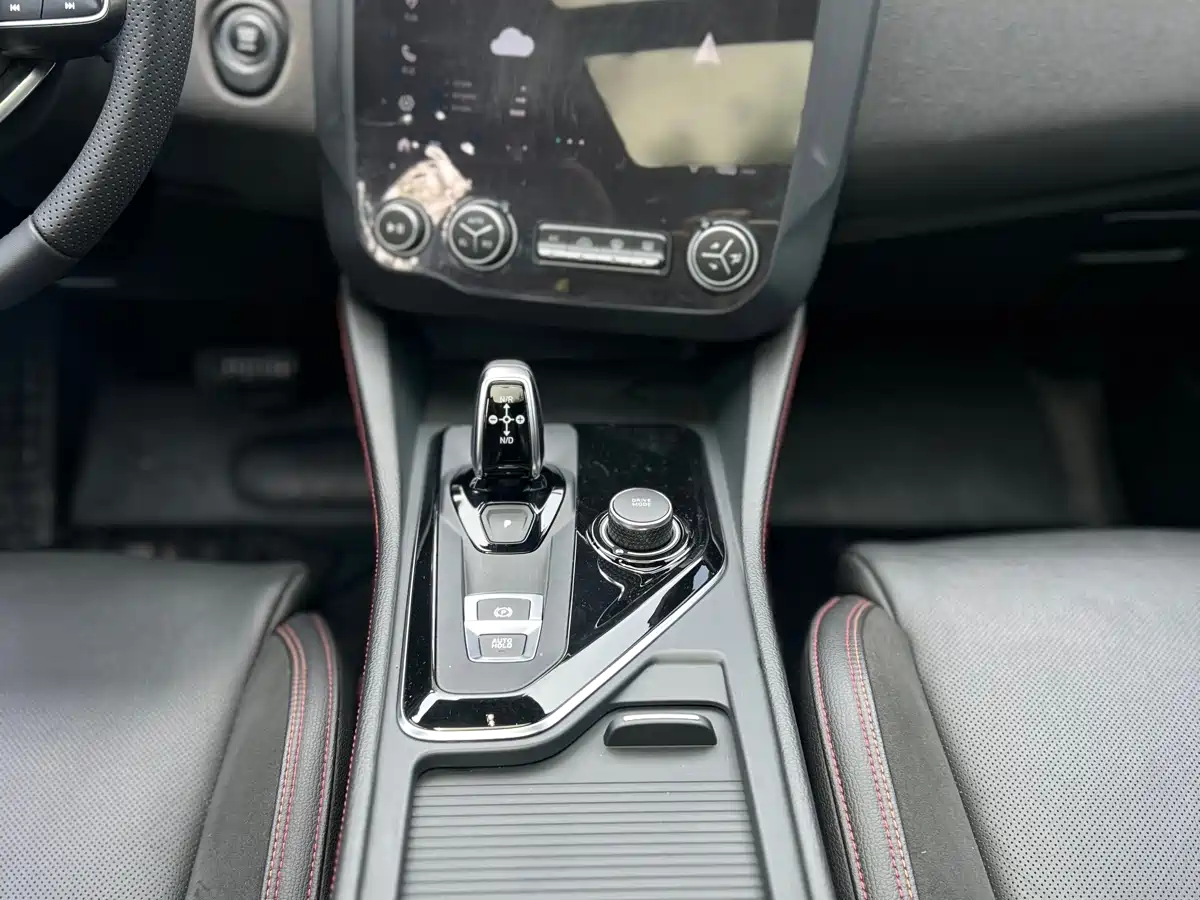 Lynk & Co 03 2020 2.0TD Auto Power Pro Edition фото 13