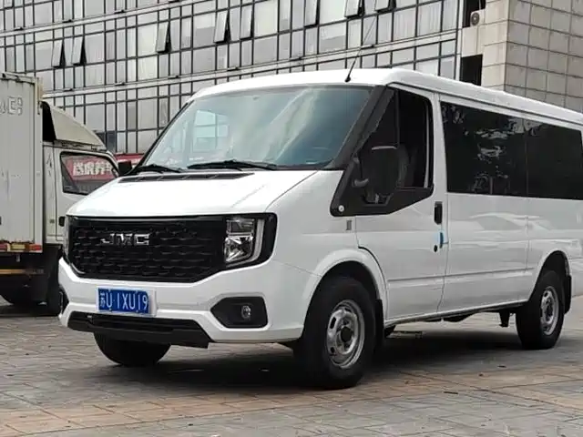 Jiangling JMC Fushun 2025 Model 2.0T 6MT Diesel Medium Wheelbase Low Roof Commercial MPV 5/6 Seats
