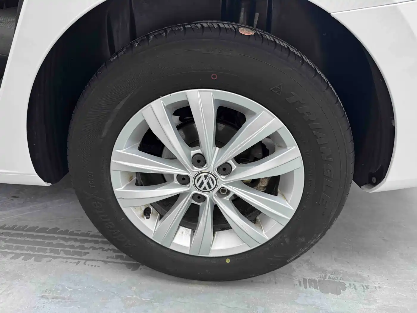 Volkswagen Bora 2018 1.5L Automatic Fashion фото 16