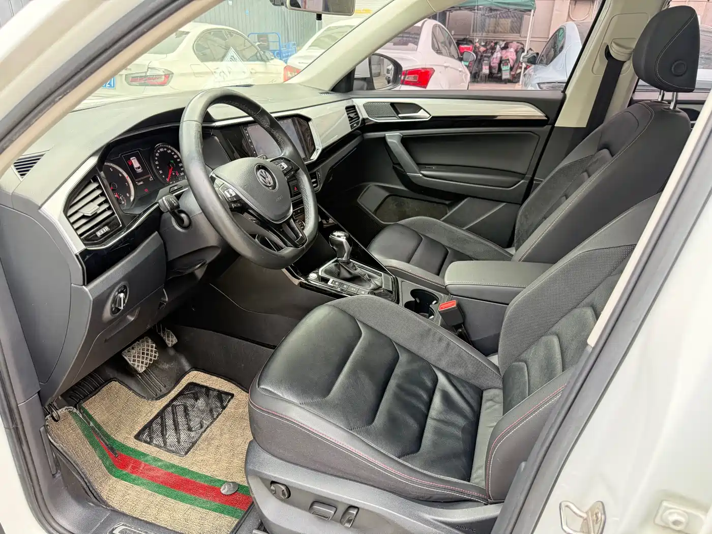 Volkswagen Tayron 2019 330TSI 2WD Luxury China VI фото 4