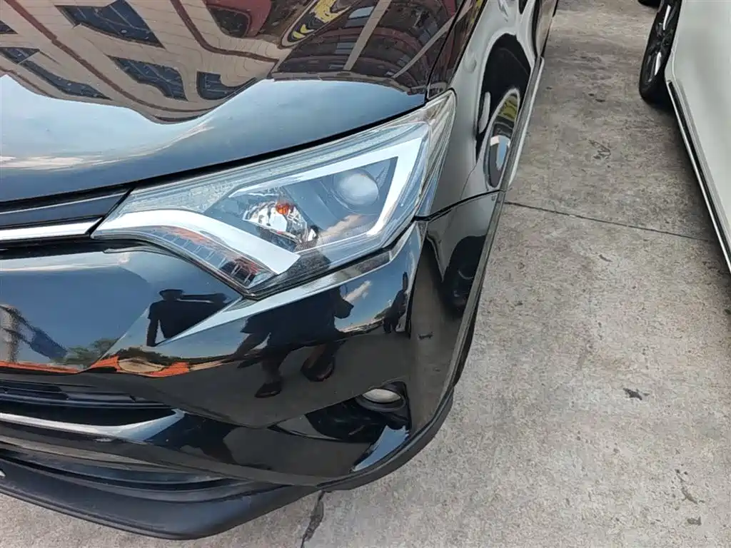 Toyota RAV4 Rongfang 2016 2.0L CVT 2WD Trend (China V) фото 24