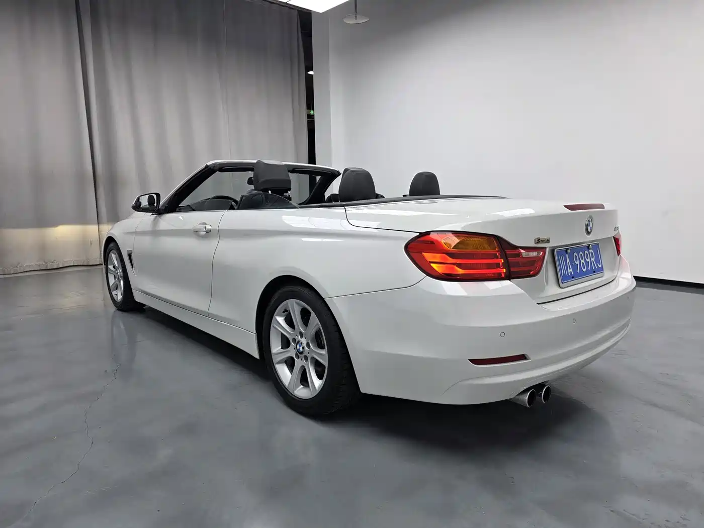 BMW 4 Series 2016 420i Convertible Fashion Line фото 10