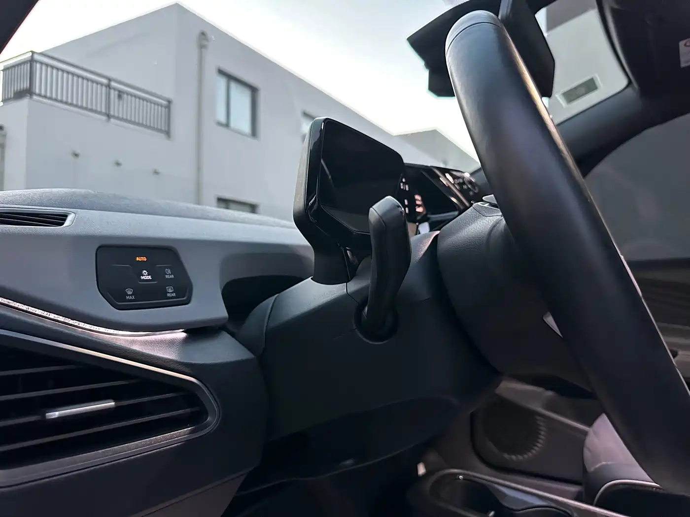 Volkswagen ID.3 2023 Pure Smart Edition фото 12