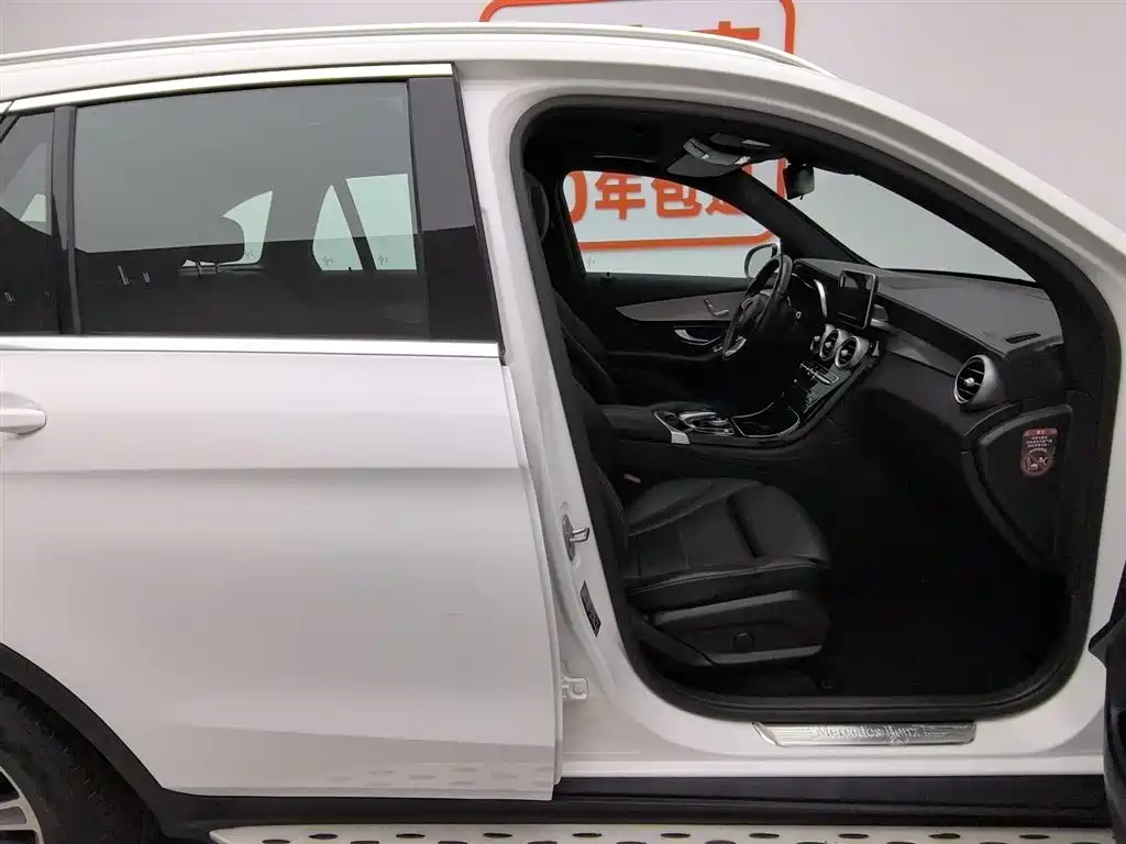 Mercedes-Benz GLC 2017 GLC 200 4MATIC фото 23