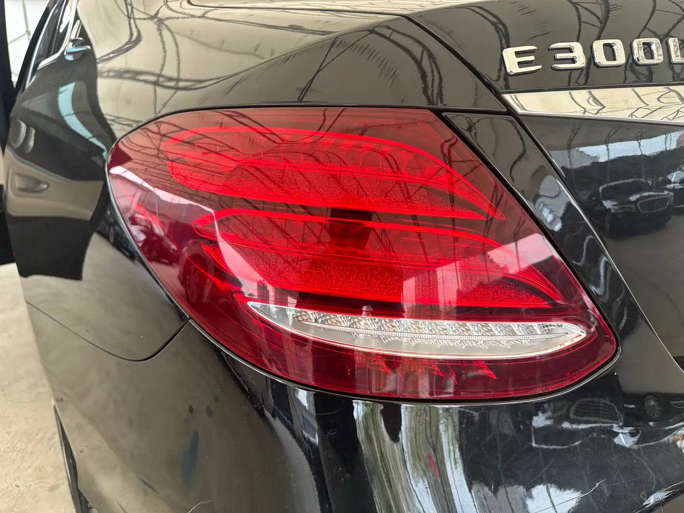 Mercedes-Benz E-Class 2016 E 200 L Sport Type фото 15