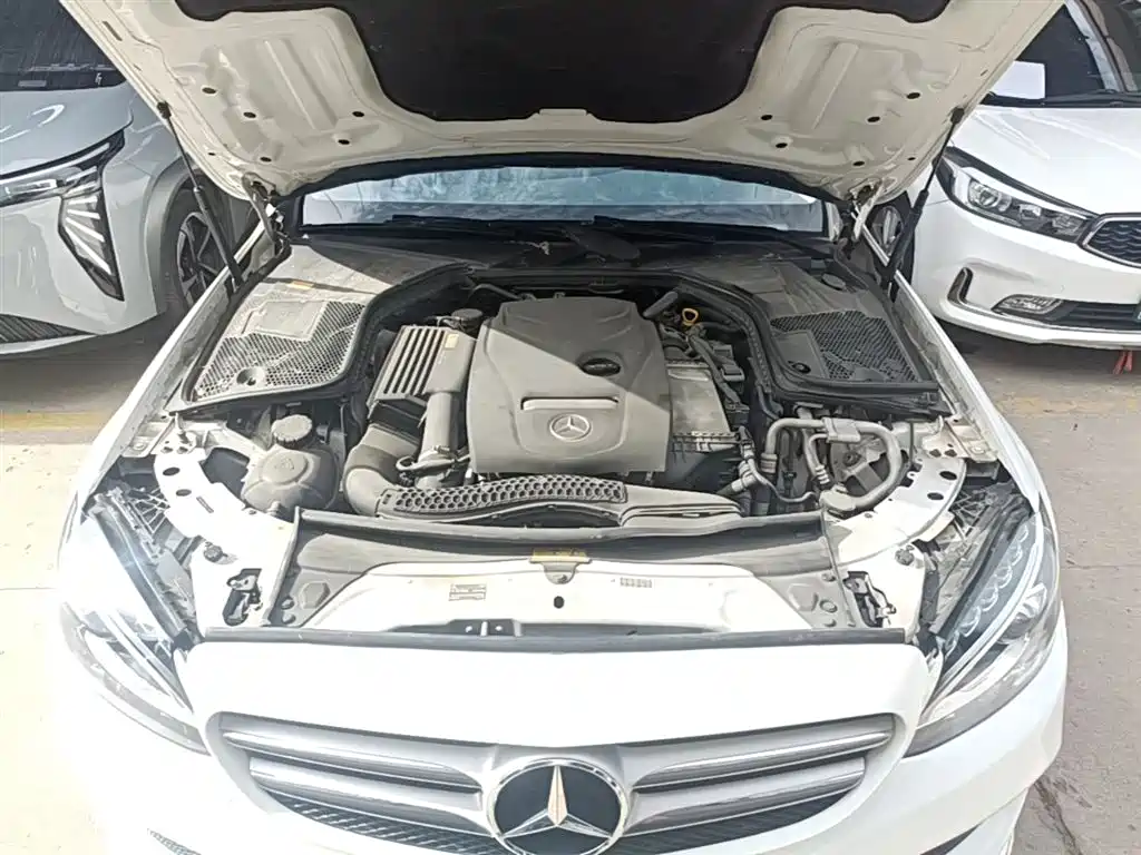 Mercedes-Benz C-Class 2016 C 200 L Sport фото 20