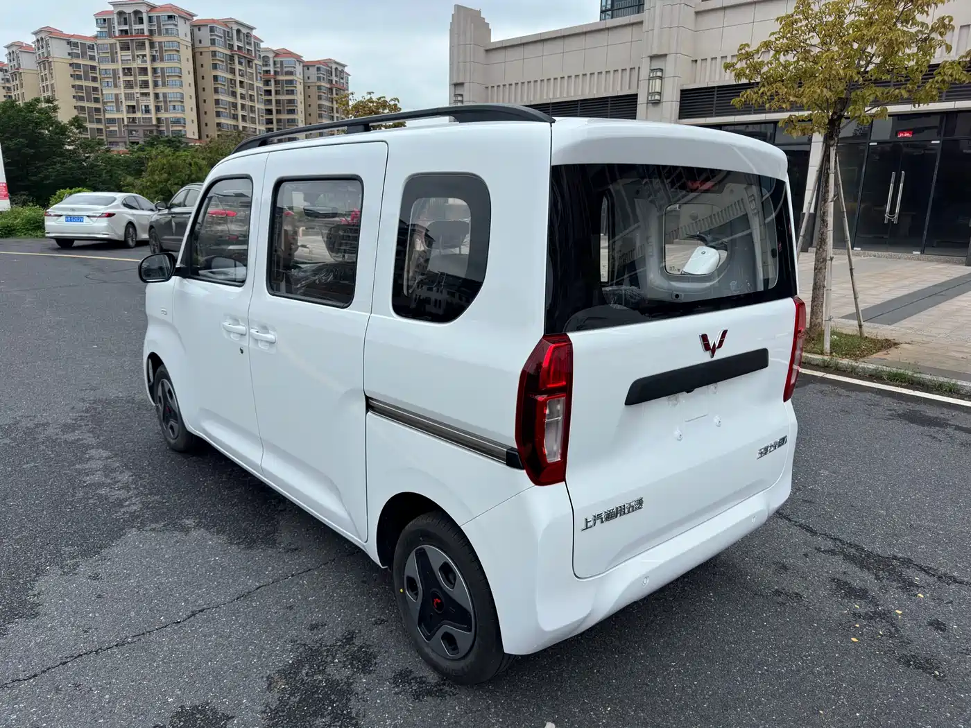 Photo 7 - Wuling Motors Wuling Zhiguang NEV