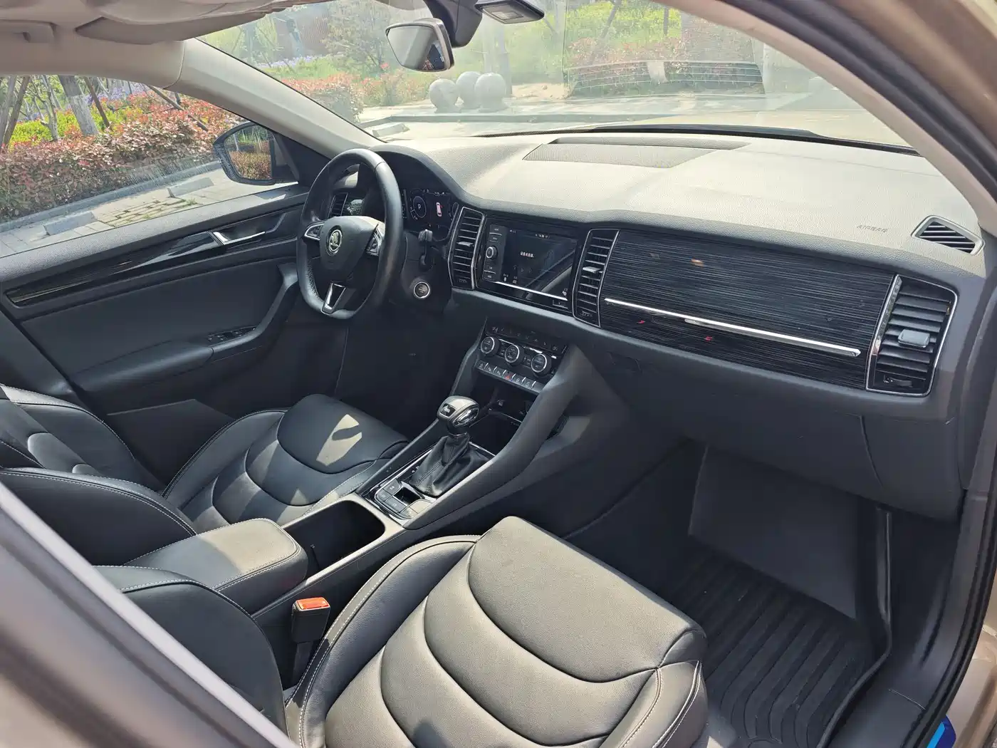 Škoda Kodiaq 2019 Facelift TSI330 5-Seater 2WD Luxury Premium Edition China V фото 20