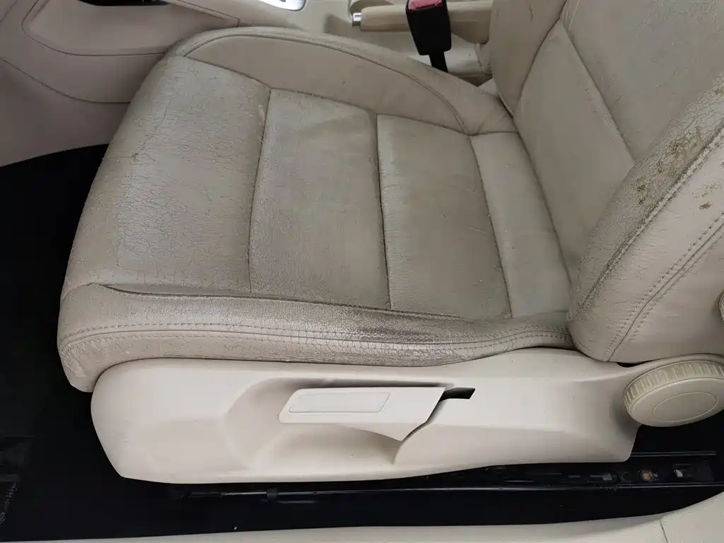 Volkswagen Sagitar 2011 1.4TSI Automatic Technology фото 20