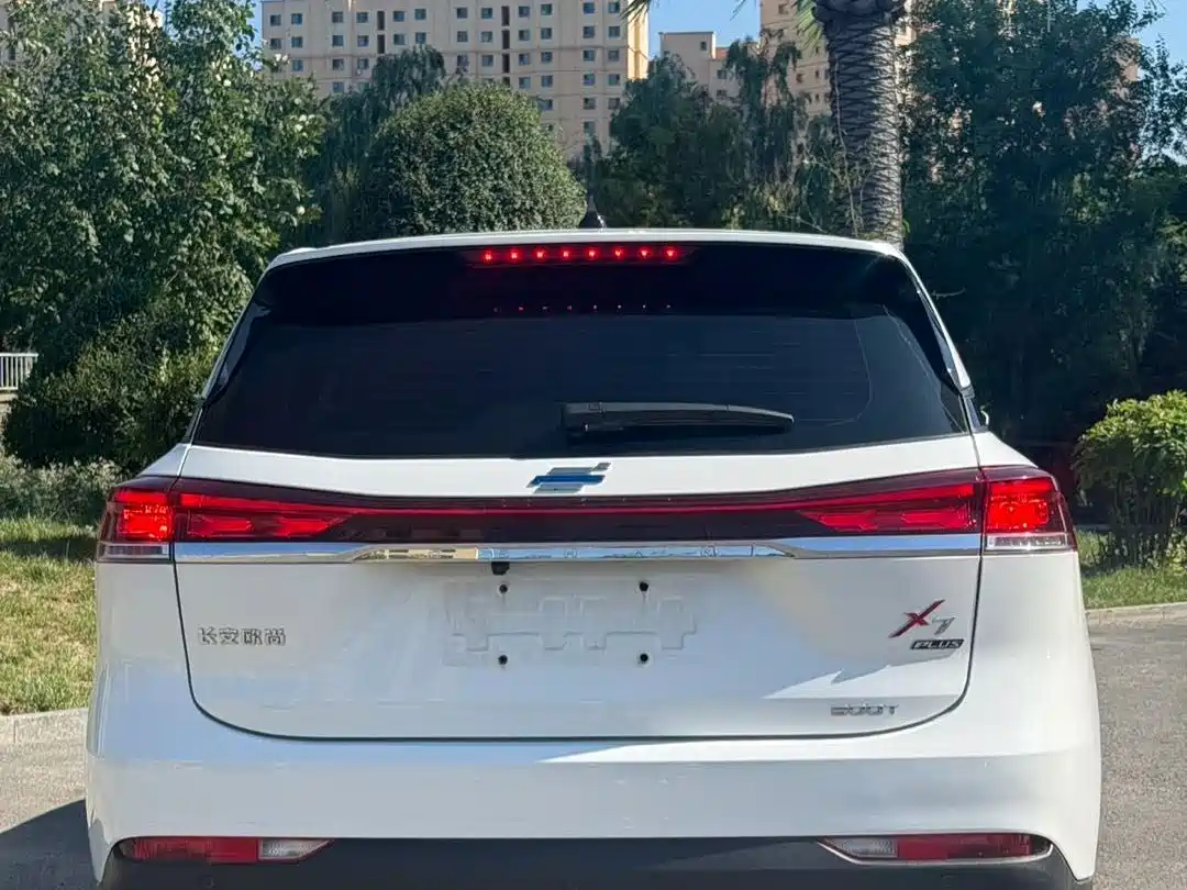 Changan Oshan X7 PLUS 2023 2023 Enjoy Edition 1.5T Auto Navigation 7-Seater