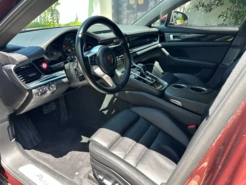 Porsche Panamera 2017 Panamera 3.0T фото 9