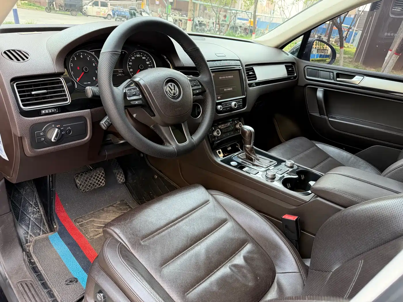 Volkswagen Touareg 2017 3.0TSI Explorer Edition фото 4