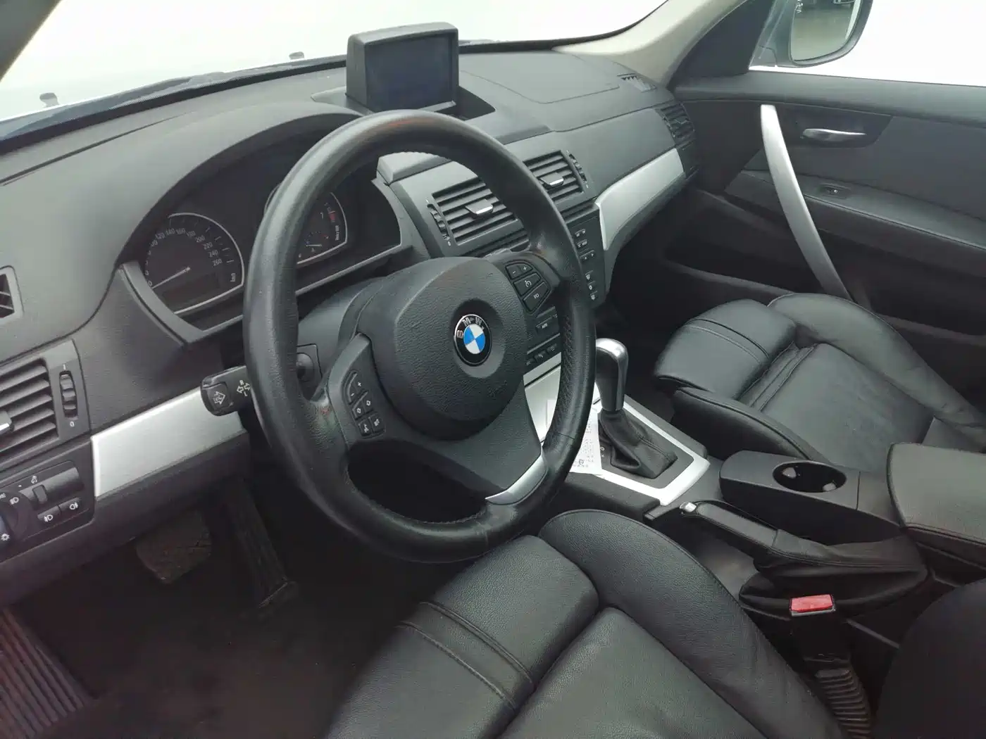 BMW X3 (Import) 2009 Model xDrive25i Luxury Enhanced фото 8