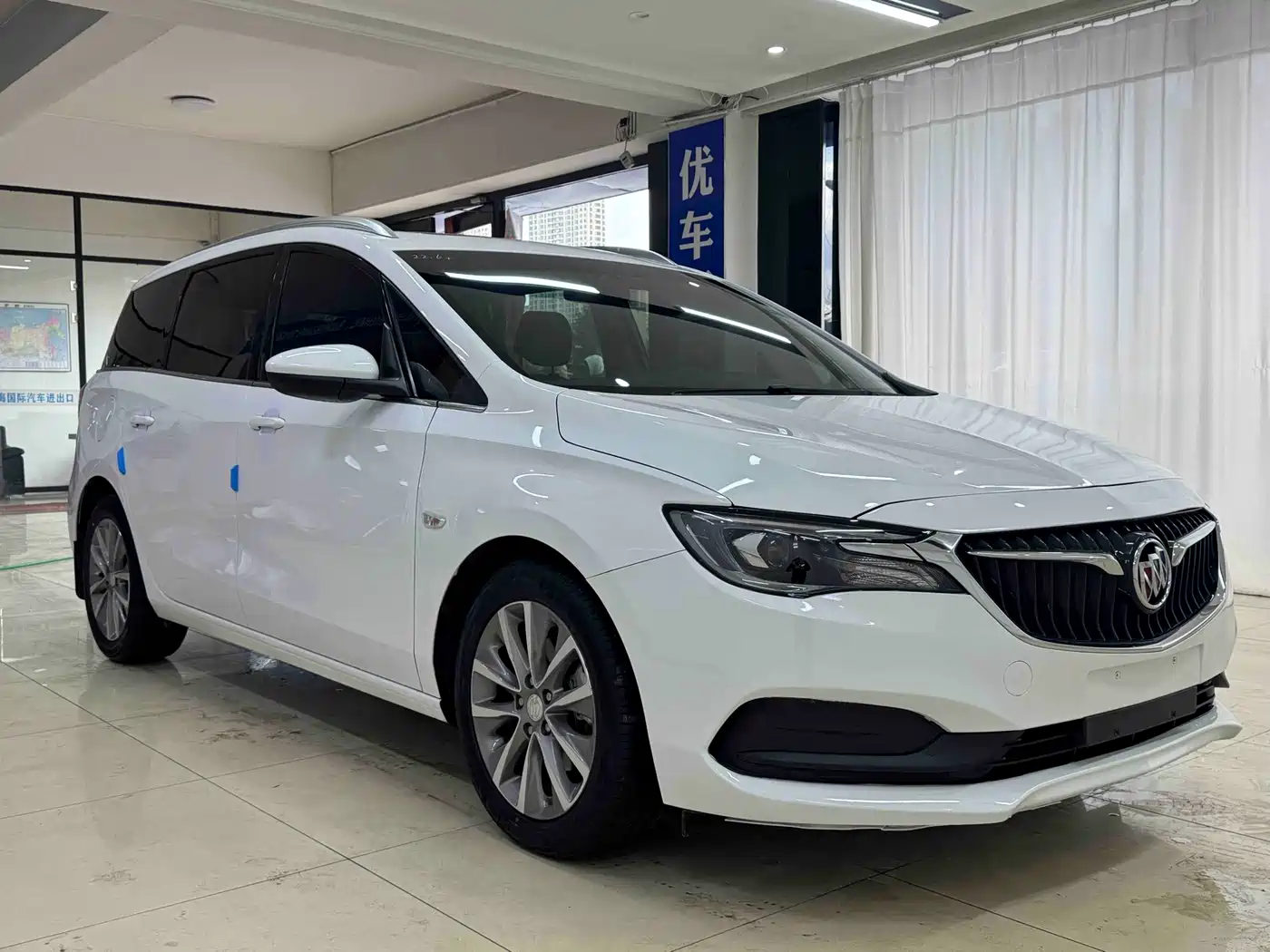 Buick GL6 2021 323T Mild Hybrid Connected Luxury фото 3