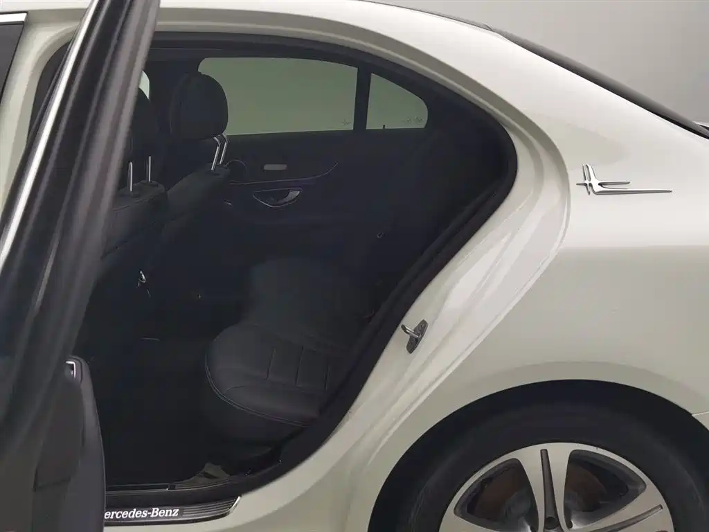 Mercedes-Benz C-Class 2019 C 260 L Sport фото 15