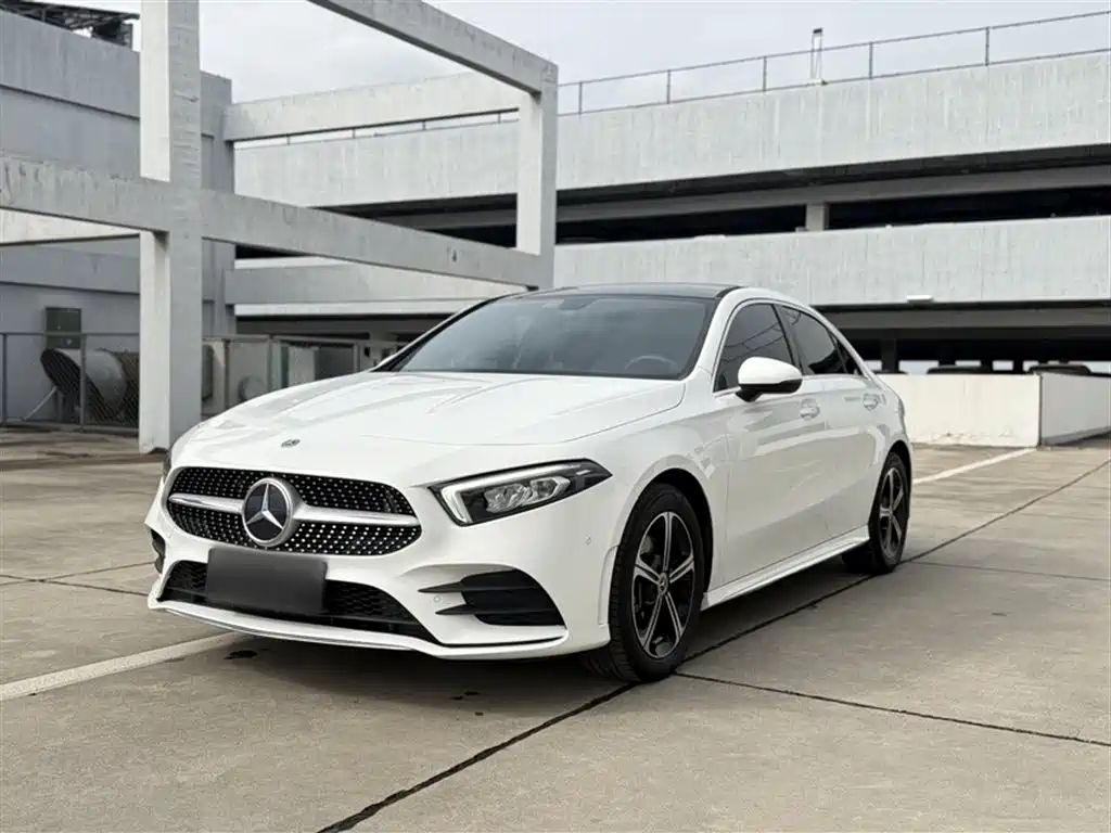 Mercedes-Benz A-Class 2022 Facelift III A 200 L Sport Sedan Fashion фото 2