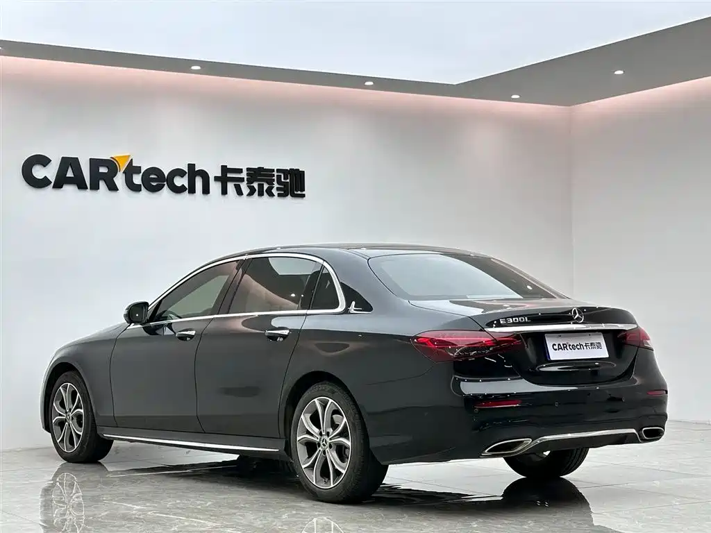 Mercedes-Benz E-Class 2022 E 300 L Sport Luxury фото 3