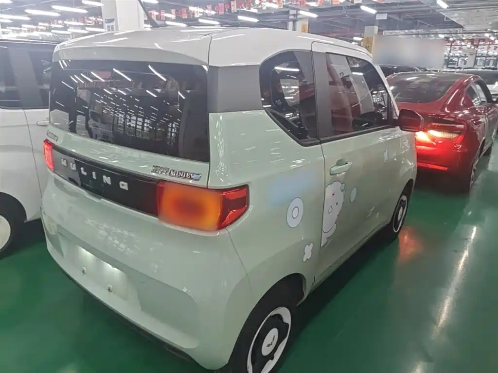 Фото 7 - Wuling Motors Hongguang MINIEV