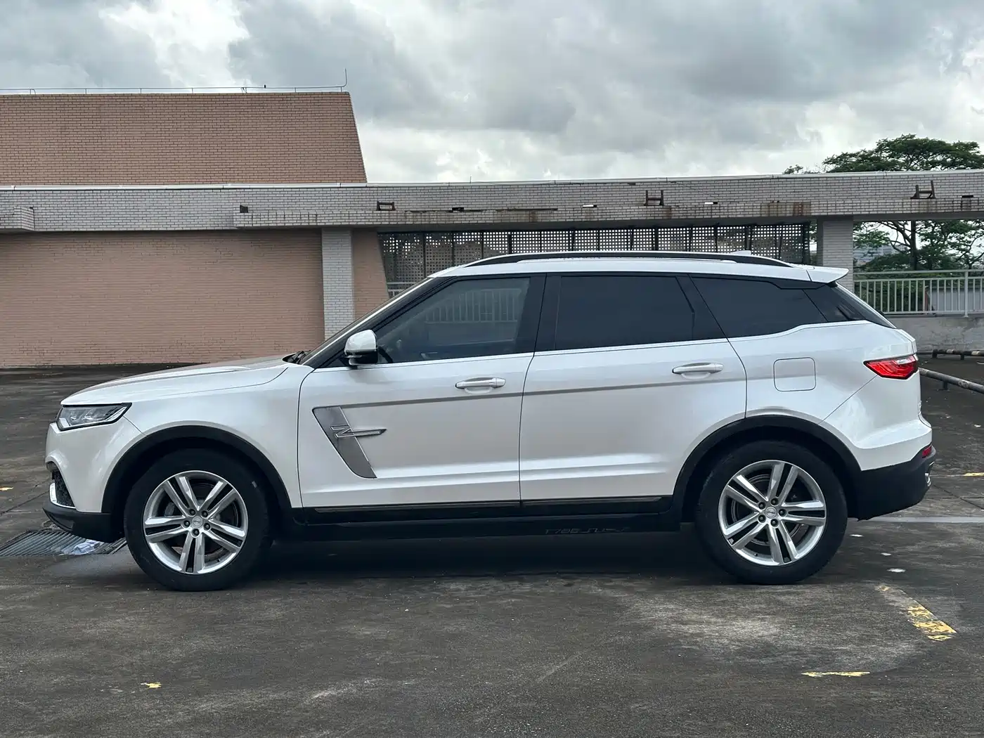 Zotye T700 2017 2017 1.8T DCT Premium