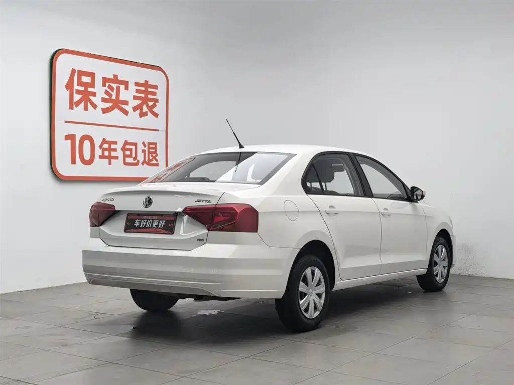 Volkswagen Jetta 2017 1.5L Automatic Fashion фото 2