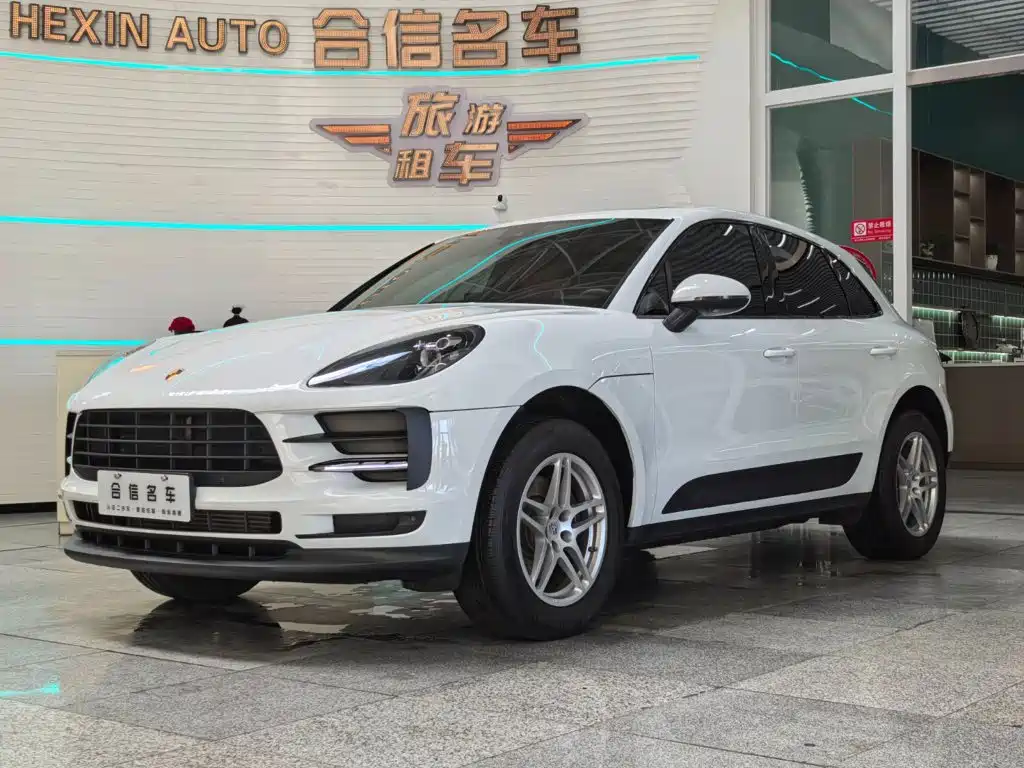 Фото 1 - Porsche Macan