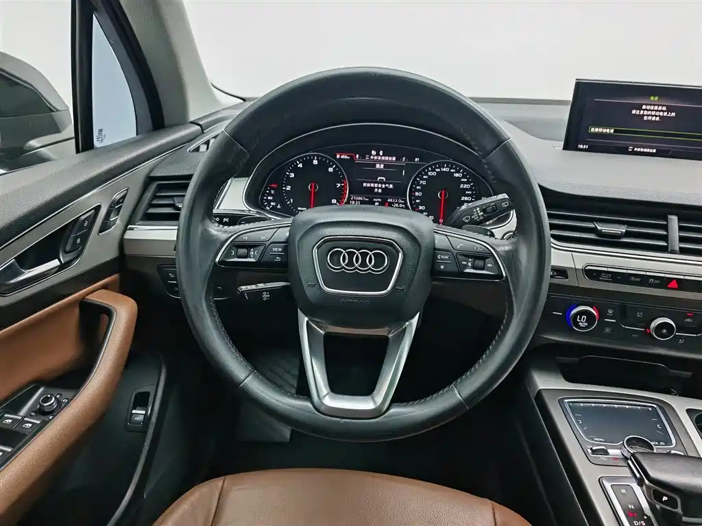 Audi Q7 2016 40 TFSI Comfort фото 11