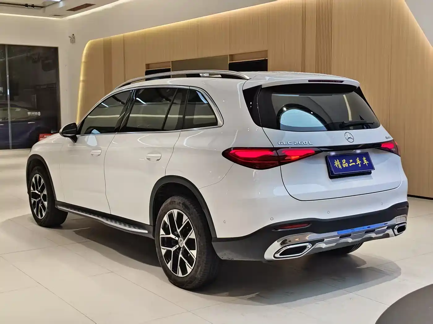 Mercedes-Benz GLC 2024 GLC 260 L 4MATIC Dynamic 7-seater фото 4