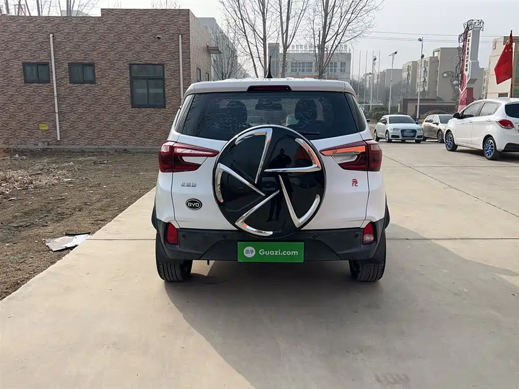 BYD Yuan 2017 1.5L Auto Cool Connect фото 13