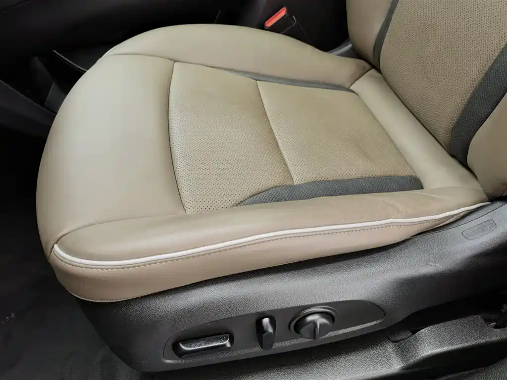 Buick Enclave 2020 28T 4WD Flagship Model фото 20
