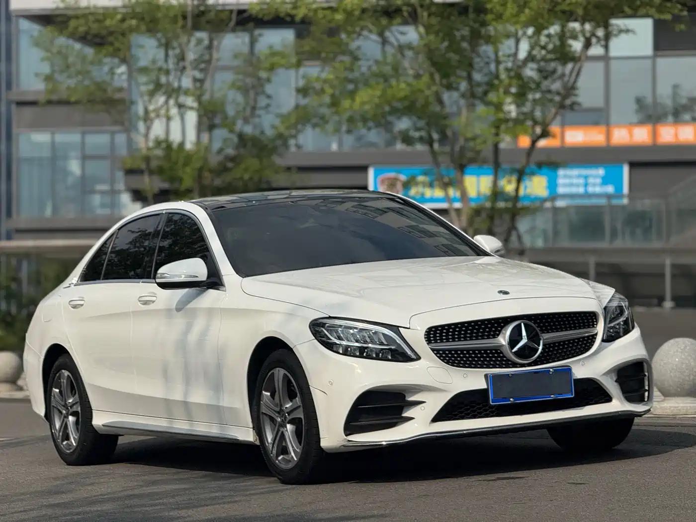 Mercedes-Benz C-Class 2019 Facelift C 260 L Sport фото 3