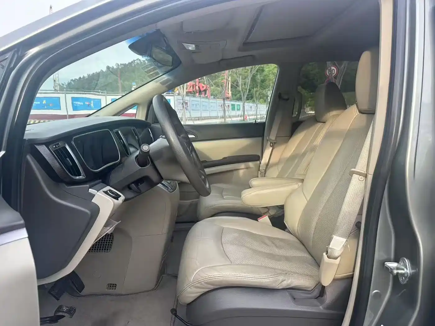 Buick GL8 2013 2.4L Comfort Edition фото 14